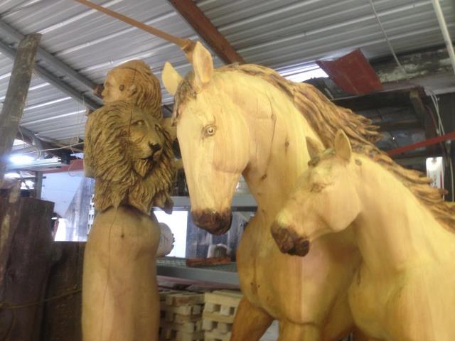 163518_174016696089806_736021160_n